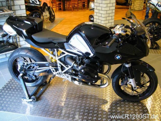 r1200st_r1200s_vanharten_01.jpg