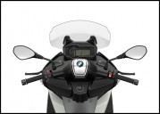 BMW_maxi_scooter_C400GT_2021_04.jpg