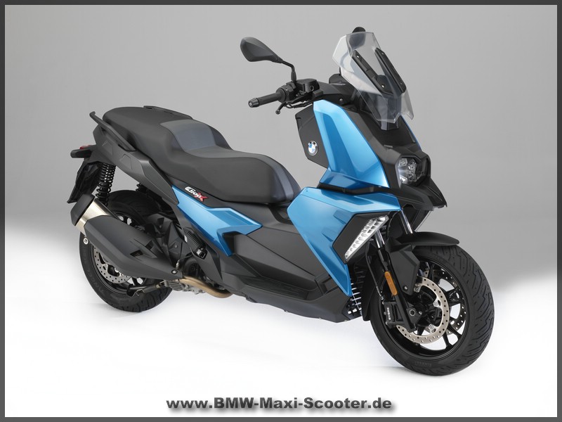 Bild des BMW C 400 X von der Seite