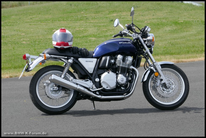 Honda CB 1000 EX von der Seite