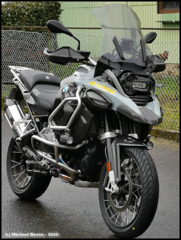 Dunlop Mutant auf R 1250 GS Adventure