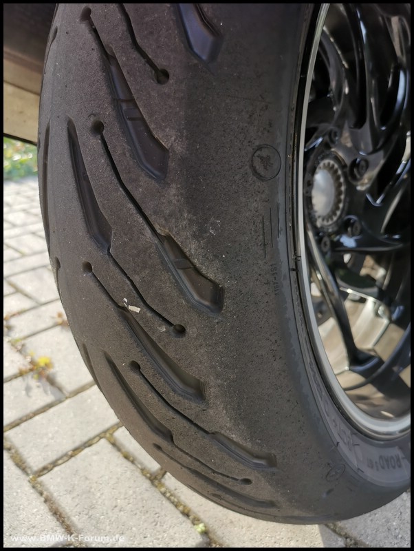 Hinterrad - Michelin Road 5 GT - eingefahren