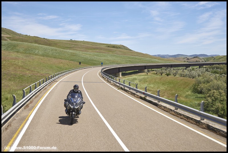 OSM62 auf BMW R 1250 RT mit Bridgestone Battlax T32 GT