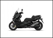 BMW_maxi_scooter_C400GT_2021_09.jpg