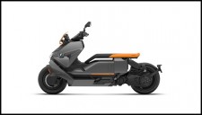 BMW_Scooter_CE_04_2022_12.jpg