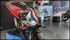 S1000_Forum_M1000RR_64.jpg