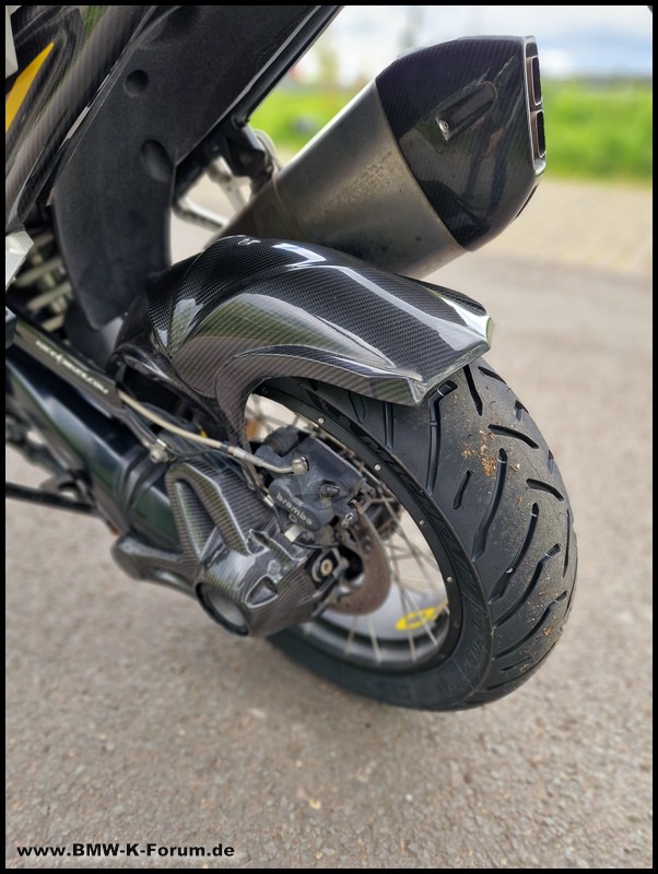 Michelin Anakee Road auf R 1250 GSA - hinten angefahren