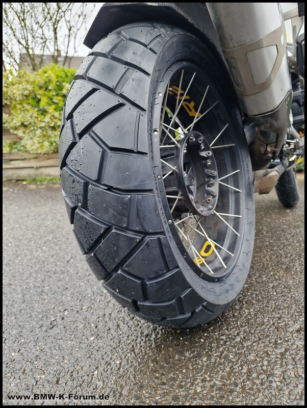 Dunlop Trailmax Mixtour auf R 1250 GSA - Hinten