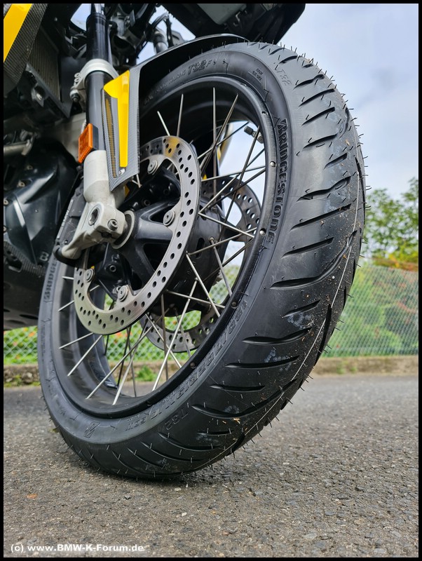 Bridgestone T 32 - vorne - neu