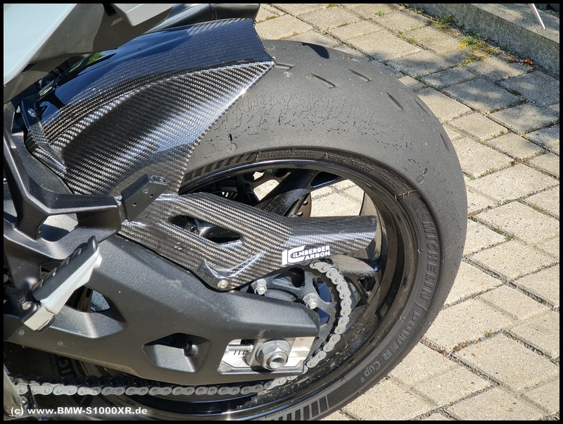 Reifen Hinten auf der S 1000 XR - Power Cup 2 stramm gefahren