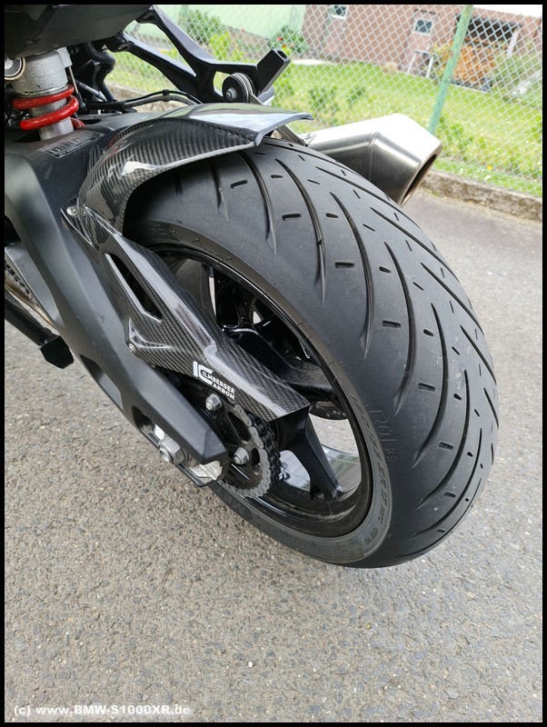 Metzeler Roadtec 01 SE auf S 1000 XXR (K69) - angefahren