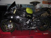 s1000rr_kruemmel1.jpg