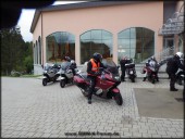 Dateiname=BMW-K-Forum_K1600_treffen_SW_20052013_Piccolo_520.jpg
Dateigröße=236KB
Abmessungen: 900x675
hinzugefügt am: 20. Mai 2013 BMW-K-Forum_K1600_treffen_SW_20052013_Piccolo_520.jpg