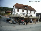 Dateiname=k1200S_odenwald_06.jpg
Dateigröße=60KB
Abmessungen: 800x600
hinzugefügt am: 01. April 2012 k1200S_odenwald_06.jpg