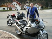 Dateiname=k1200S_odenwald_09.jpg
Dateigröße=76KB
Abmessungen: 800x600
hinzugefügt am: 01. April 2012 k1200S_odenwald_09.jpg