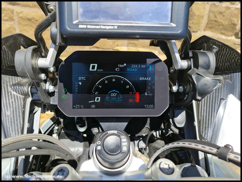 Sportcockpit Anzeige auf der R 1250 GS Adventure