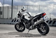 f800r_de_24.jpg