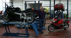 Dateiname=k1200S_osm_neu_62.jpg
Dateigröße=64KB
Abmessungen: 800x425
hinzugefügt am: 01. April 2012 k1200S_osm_neu_62.jpg