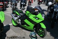 Dateiname=k1200s_kawagruen1.jpg
Dateigröße=86KB
Abmessungen: 750x500
hinzugefügt am: 01. April 2012 k1200s_kawagruen1.jpg