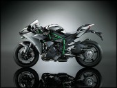 S1000RR_DE_Kawasaki_Ninja_H2_06.jpg