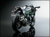 S1000RR_DE_Kawasaki_Ninja_H2_08.jpg